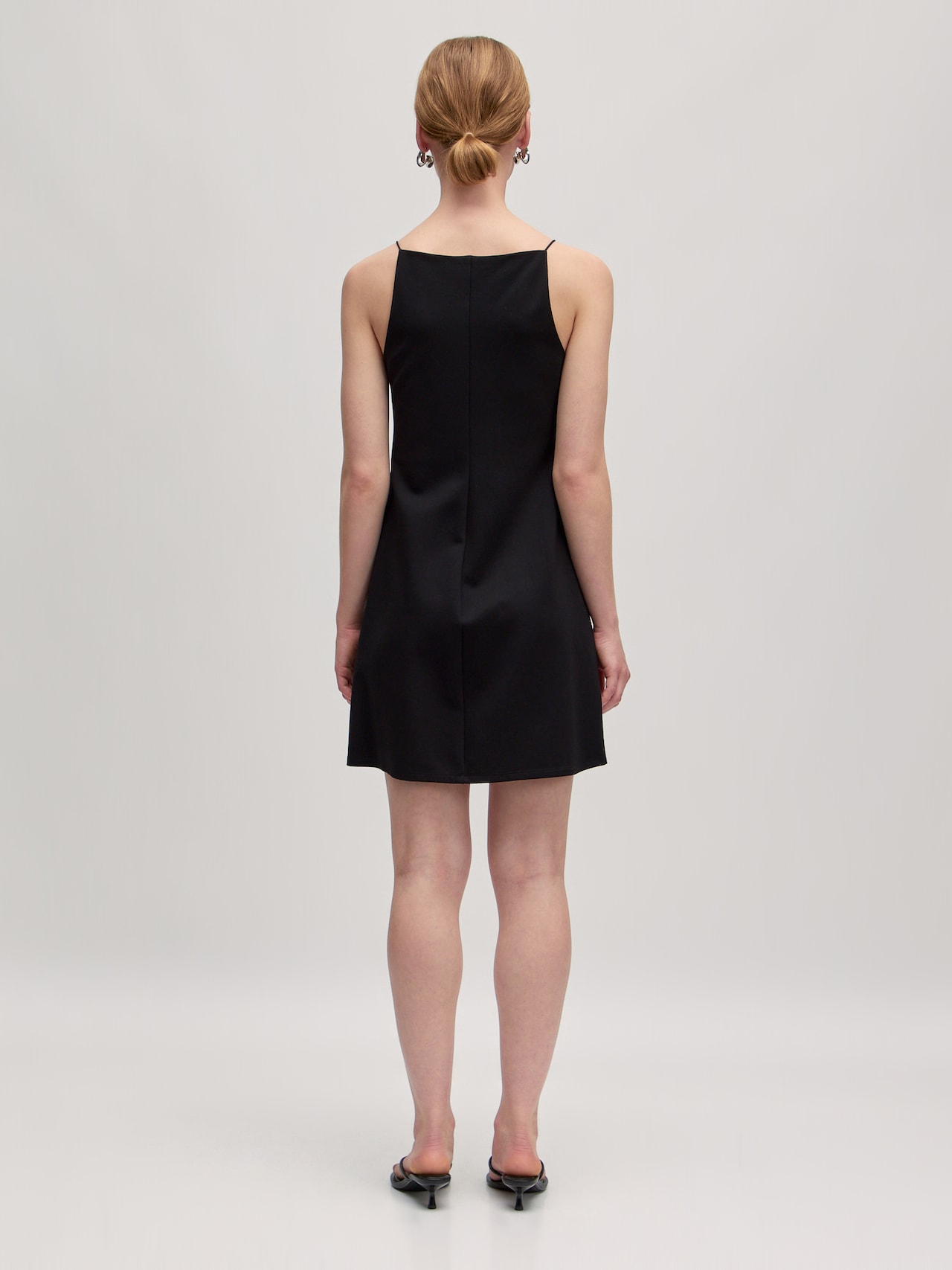 EDITED Produkte Kleid 'Lotte' schwarz