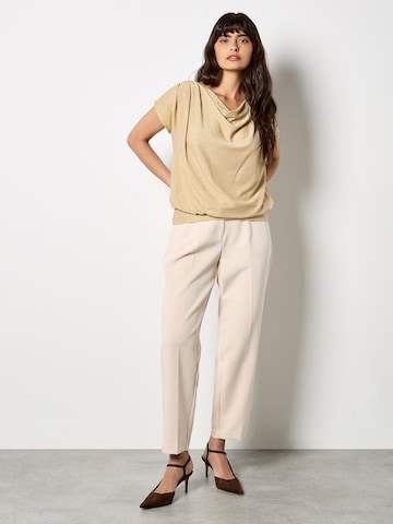 T-shirt ' ' Apricot en or