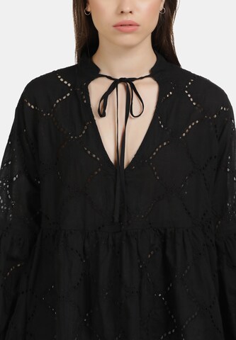 MYMO Blouse in Black