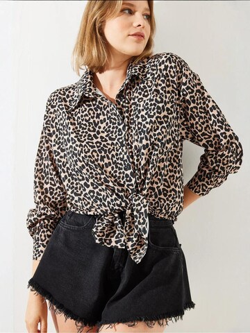 Bianco Lucci Blouse in Beige