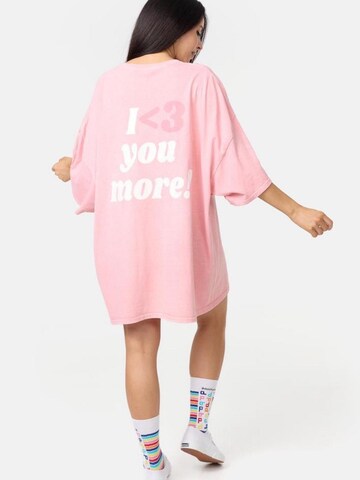 Worldclassca Oversized Shirt in Orange: front