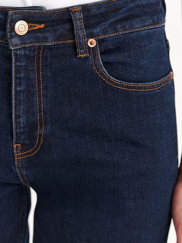 Coupe slim Jean 'Faro' TATUUM en bleu