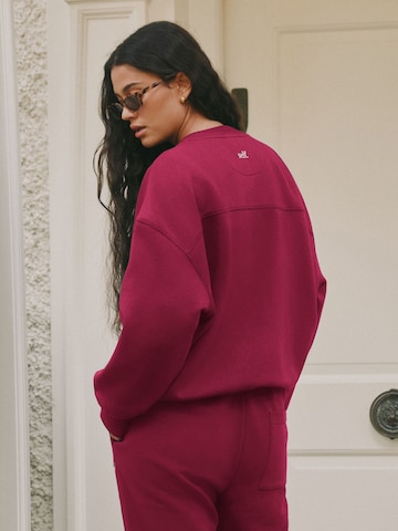 Sweat-shirt self. en rouge