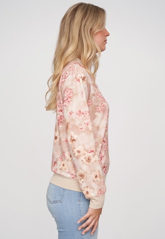 Cloud5ive Between-Season Jacket in Beige