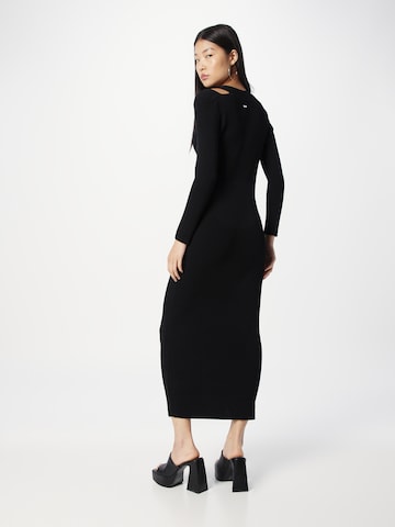 BOSS Stickad klänning 'Famelina' i svart