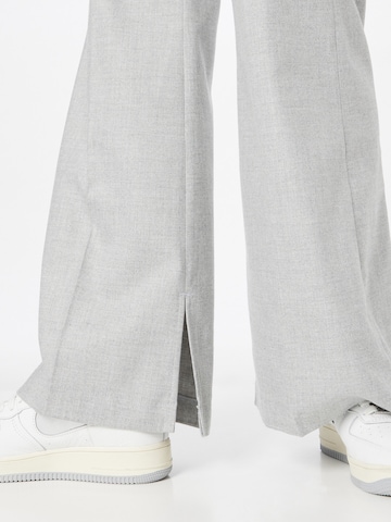 comma casual identity Boot cut Pleated Pants in Grey