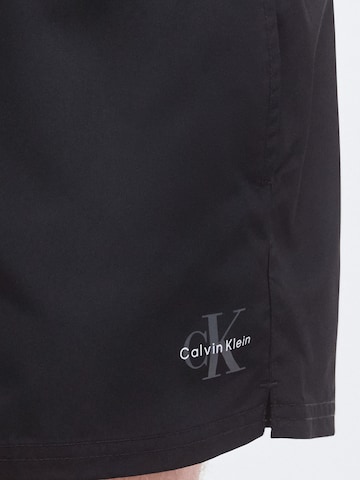 Calvin Klein Swimwear Badeshorts in Schwarz