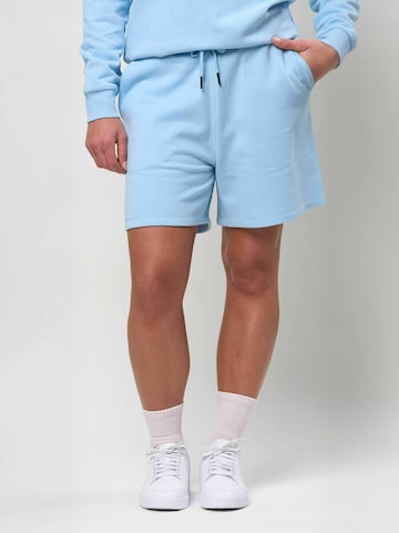 U.S. POLO ASSN. Regular Shorts ' UWMaeve ' in Blau