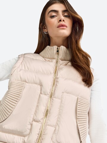 Rich & Royal Vest i beige
