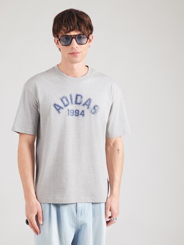 ADIDAS ORIGINALS Тениска в сиво: отпред