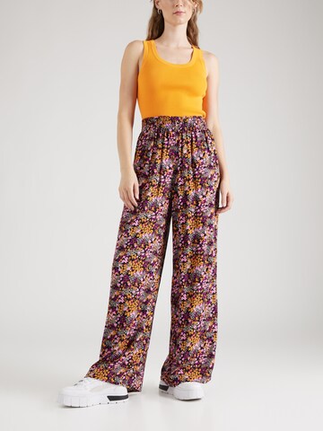 ROXY Loose fit Pants in Mixed colors: front