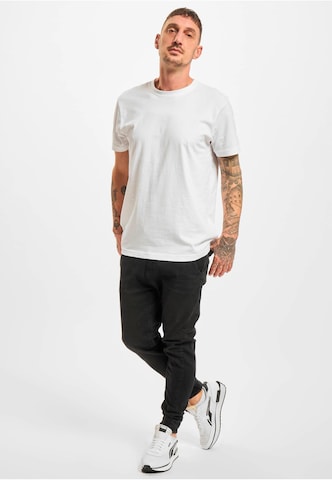 2Y Premium Tapered Jeans in Zwart