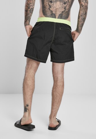 Urban Classics Regular Badeshorts in Schwarz