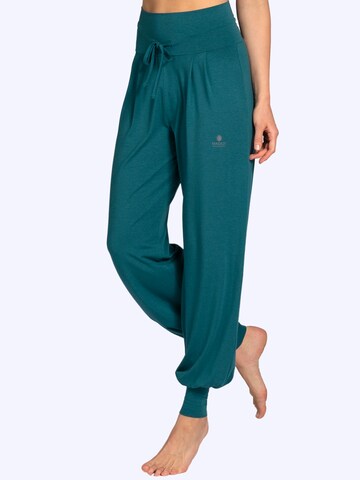 Magadi Loose fit Workout Pants 'Florence' in Green
