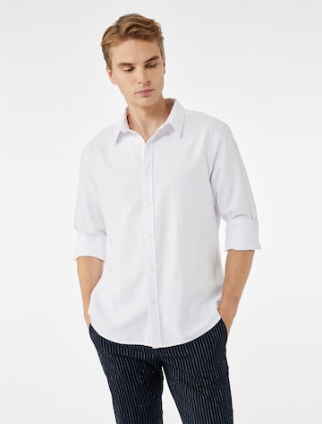 Koton Regular Fit Hemd in Weiß: Vorderseite