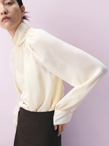 MANGO Blouse 'Martita' in Beige