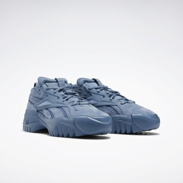 Reebok Rövid szárú sportcipők 'Sneaker low Cardi B Club C V2' - kék