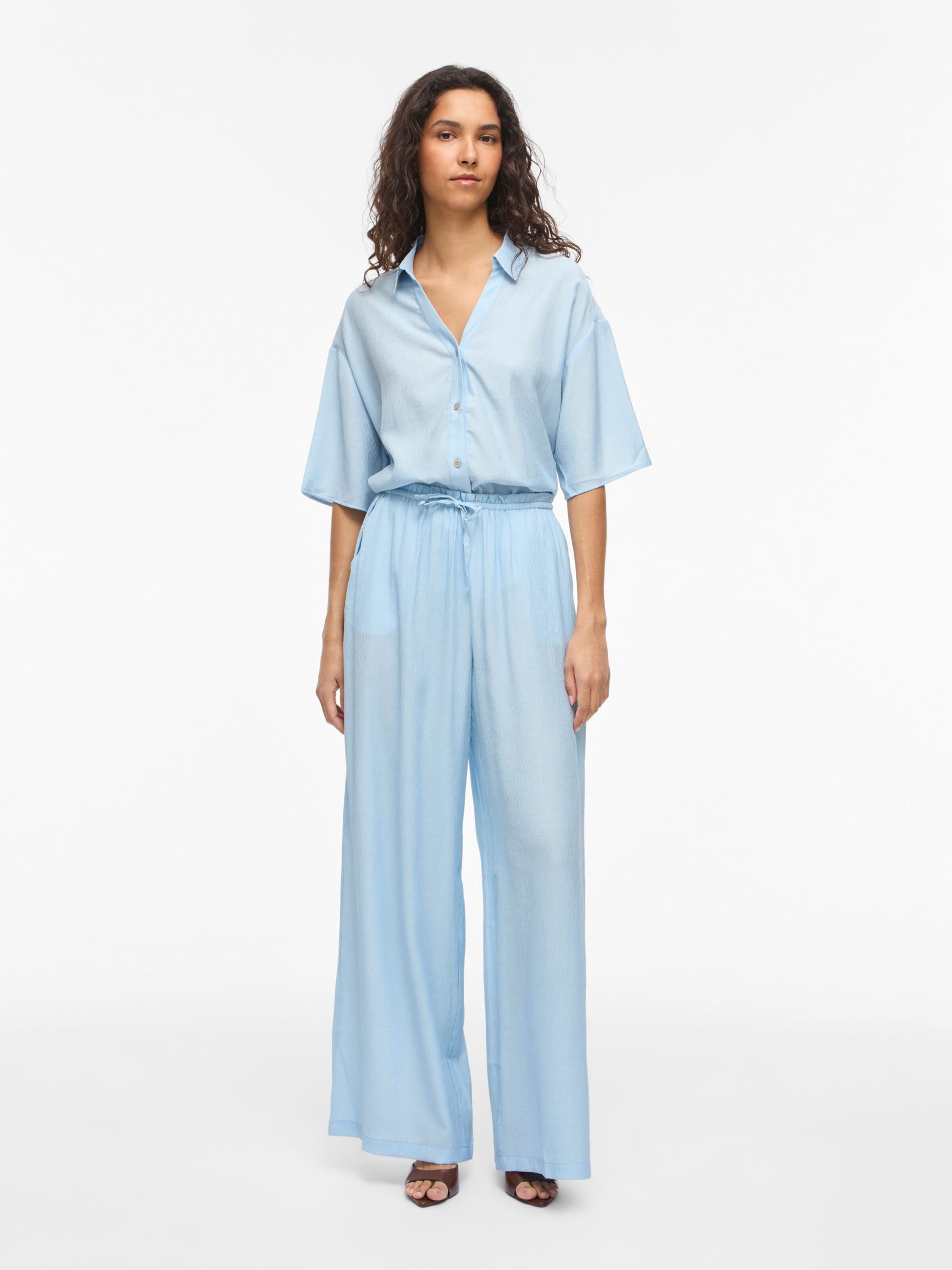 VILA - Pierna ancha Pantalón en azul: frente