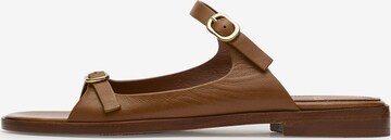 LOTTUSSE Sandals 'Nylo' in Brown: front