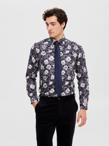 Coupe regular Chemise 'Ethan' SELECTED HOMME en bleu : devant