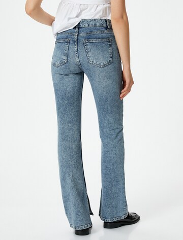 Koton Bootcut Jeans in Blauw