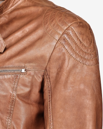 MUSTANG Between-Season Jacket ' 31021312 ' in Brown