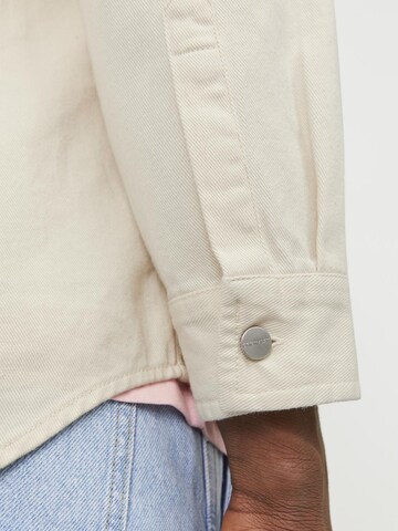 JACK & JONES Comfort fit Button Up Shirt in Beige