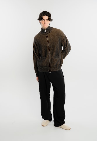 Another Cotton Lab Strickjacke in Schwarz