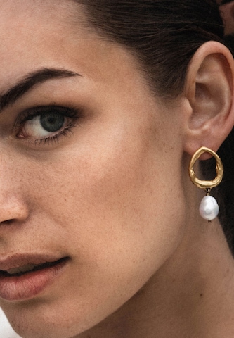 Haze&Glory Earrings 'La Pearl' in Gold