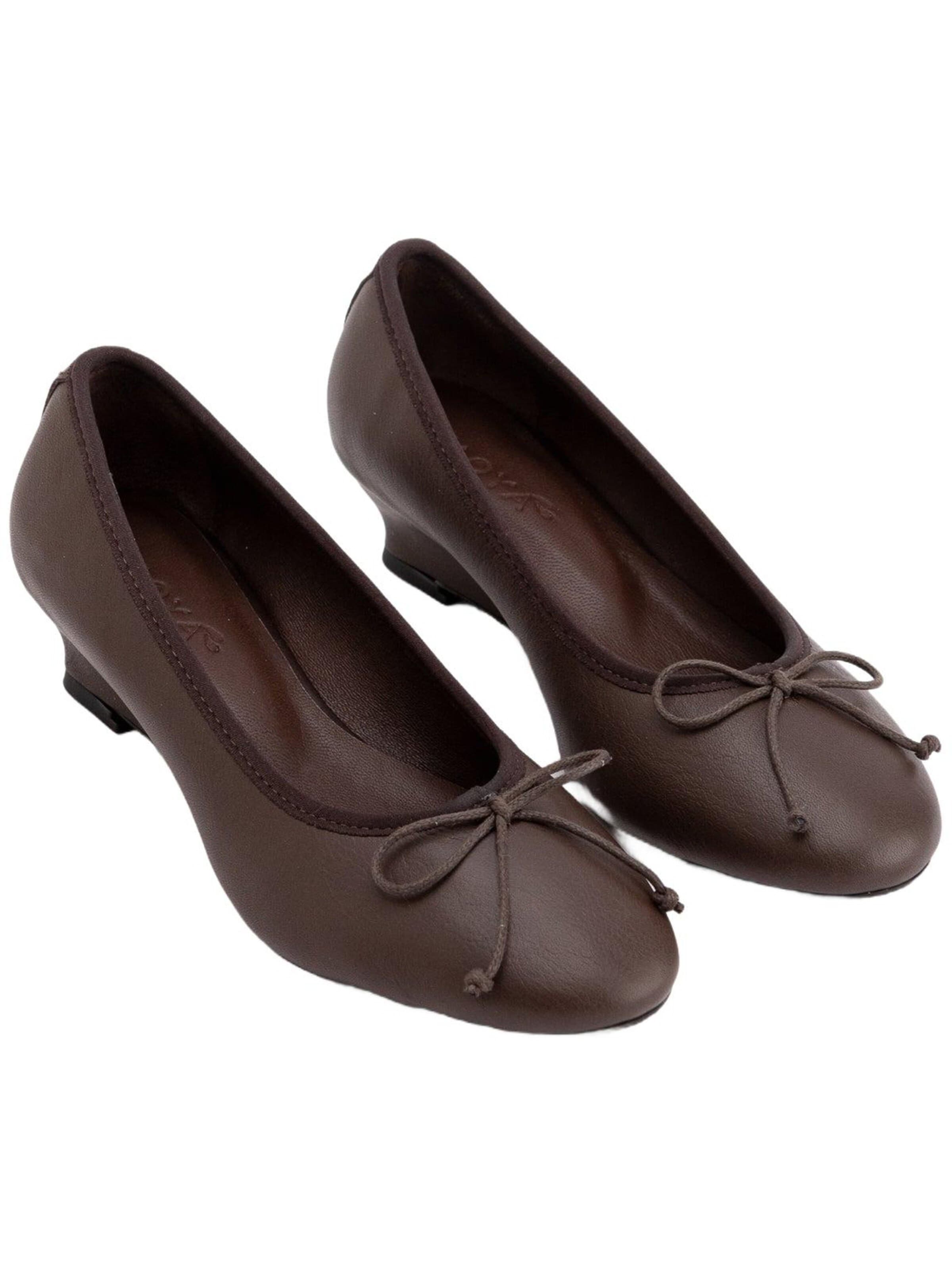 Limoya Pumps 'Arisa' in Brown