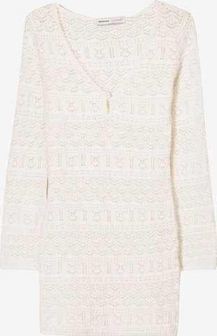 BershkaPletena haljina - bež boja: prednji dio