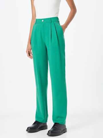 Pepe Jeans Pleat-Front Pants 'FATIMA' in Green: front