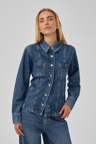 My Essential Wardrobe - Blusa en azul: frente