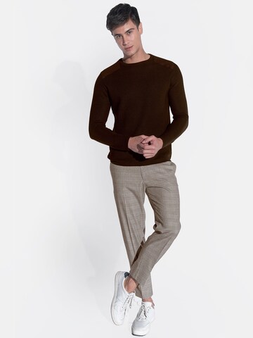 Steffen Klein Slimfit Broek in Bruin