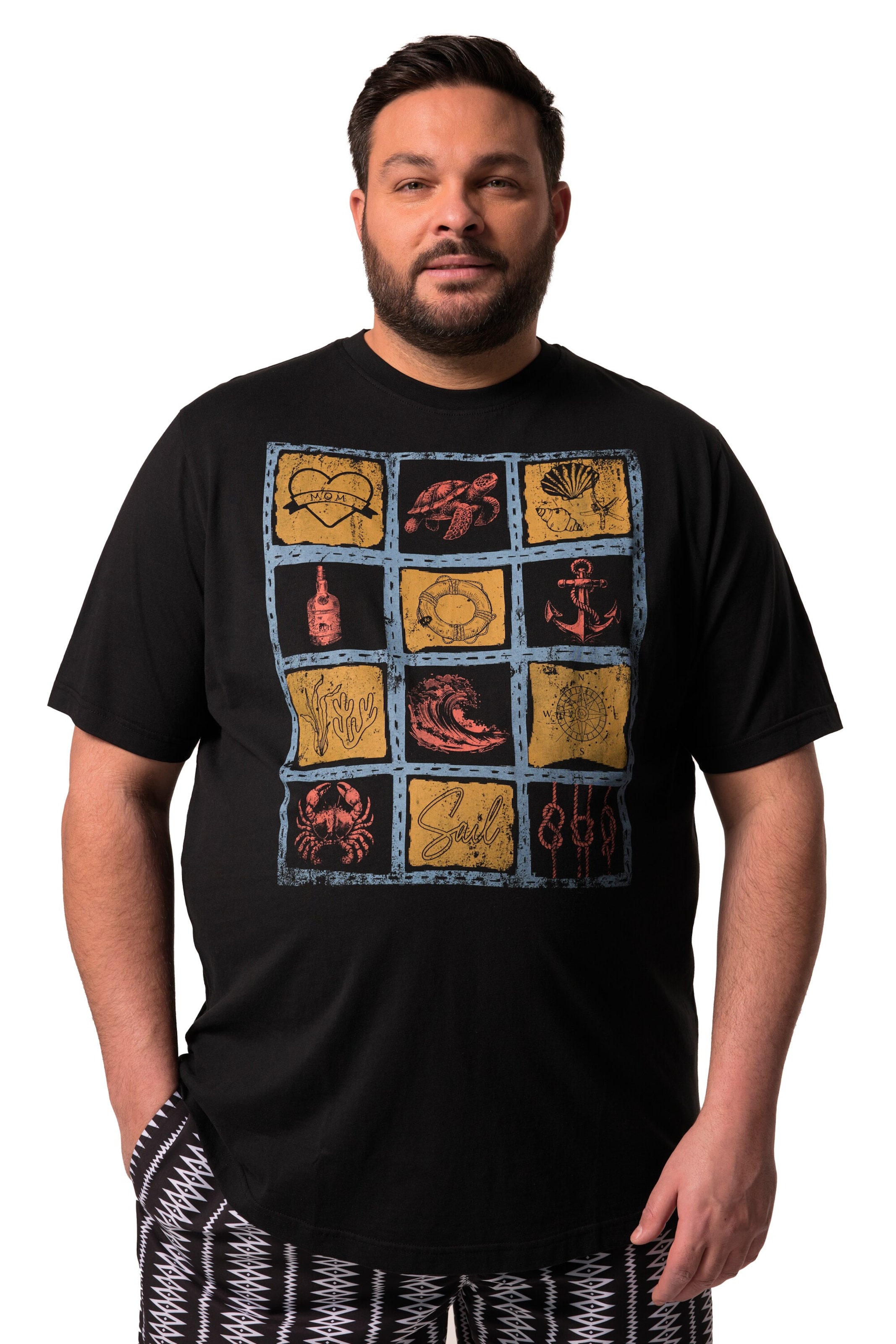 Men Plus Shirt in Black: front