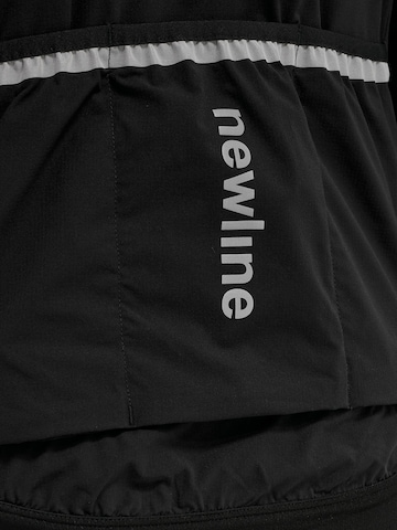 Newline Sportsweatjacke in Schwarz