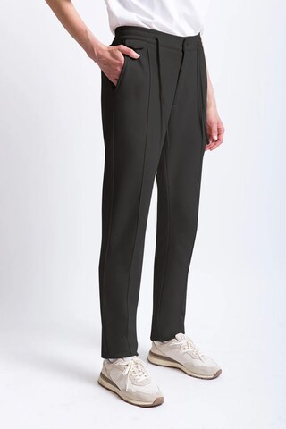 UNIQVIBE Slim fit Trousers in Grey