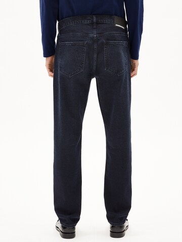 Regular Jean ARMEDANGELS en bleu