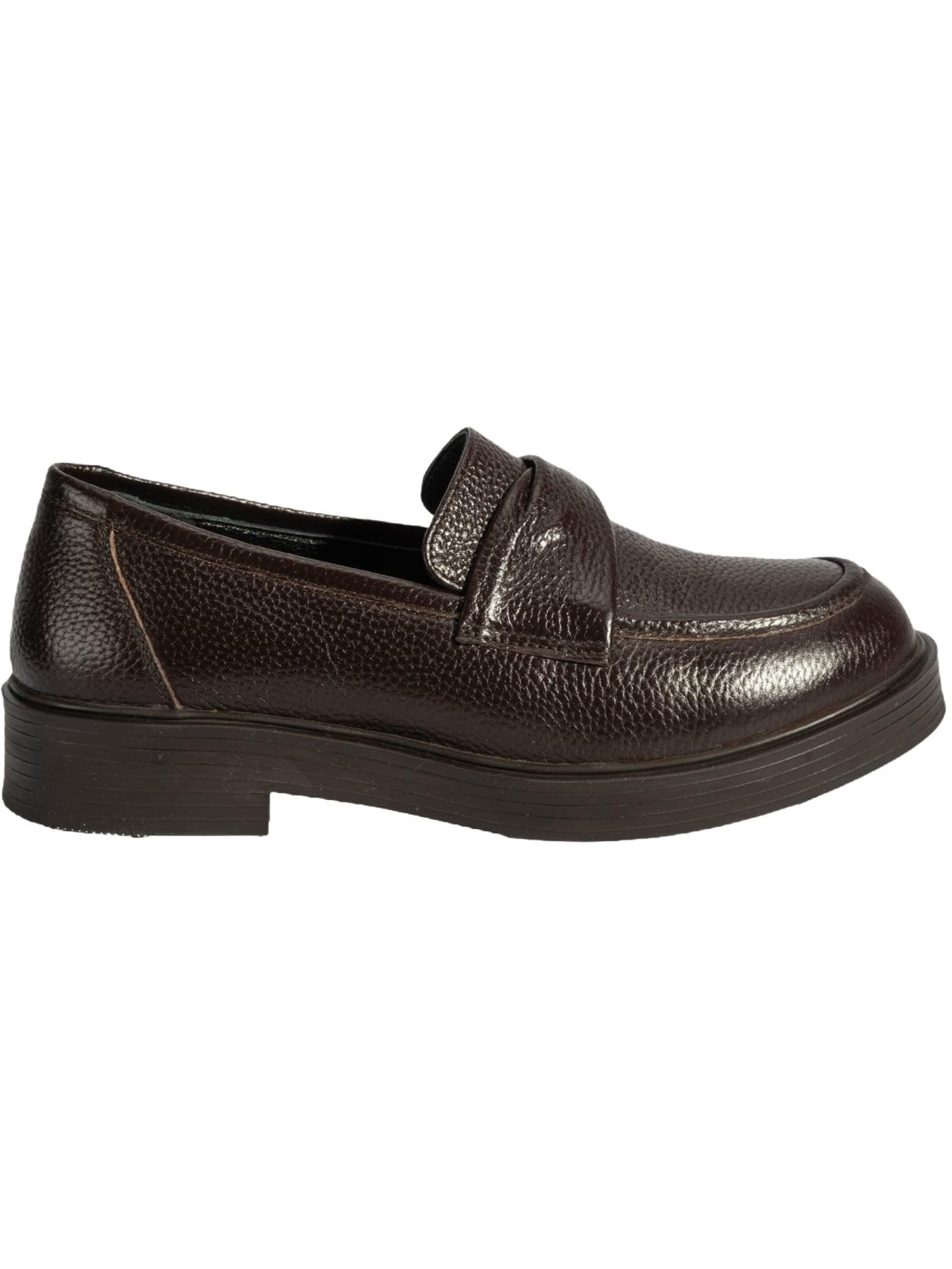 Desa - Zapatillas 'Loafer' en marrón