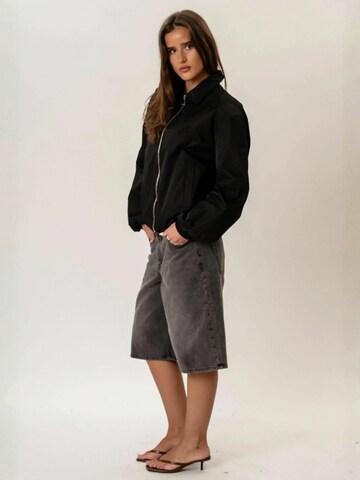 Veste mi-saison ' Ines ' TEESHOPPEN en noir