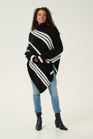 Cape 'Kuma' Cream en noir