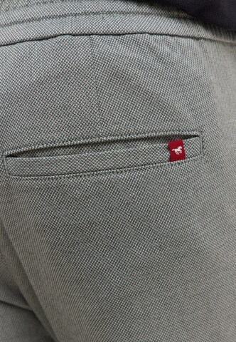 MUSTANG Tapered Hose 'Style Milano' in Grau