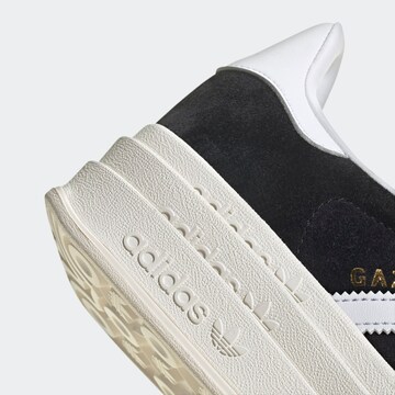 ADIDAS ORIGINALS Σνίκερ χαμηλό 'Gazelle Bold' σε μαύρο