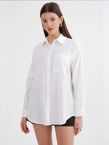 MixRay Blouse in Wit: voorkant