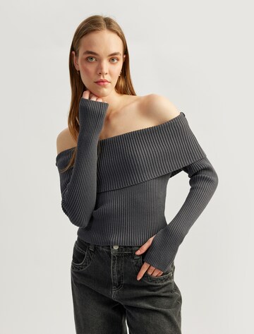 Koton Pullover in Grau: Vorderseite