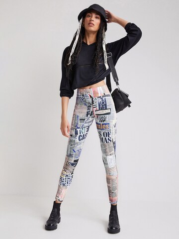 Skinny Leggings 'Any News' de la Desigual pe alb