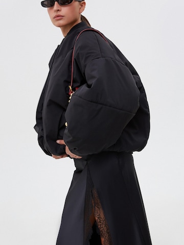 Estro Between-Season Jacket '17131-28' in Black