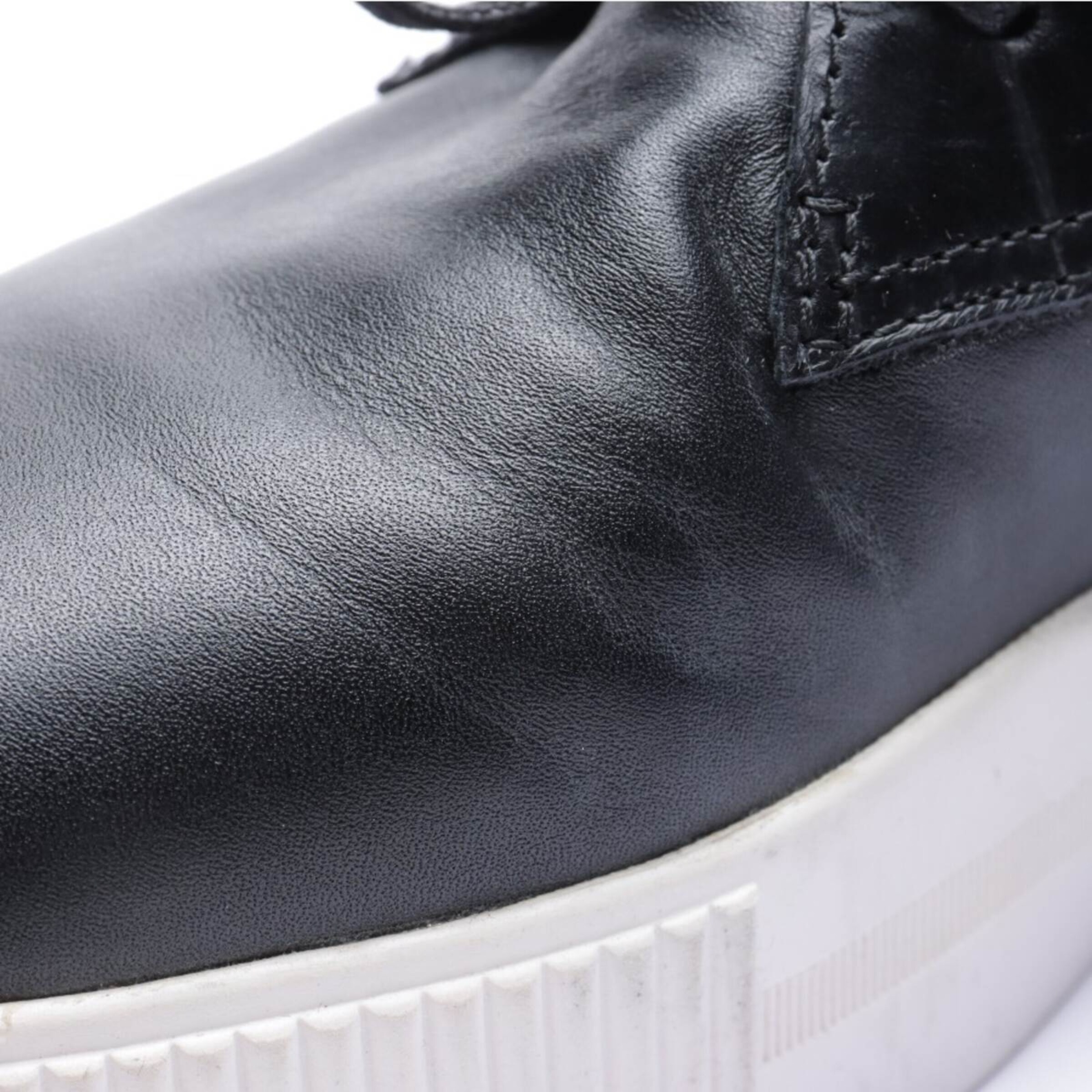 MOU Flats & Loafers in 40 in Black