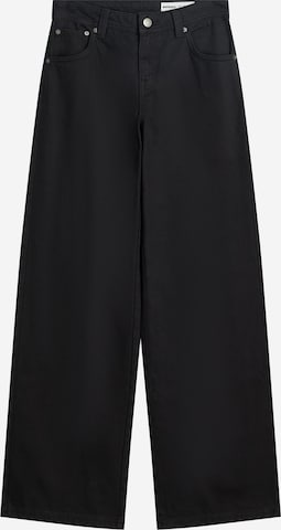 BershkaBaggy Traperice - crna boja: prednji dio