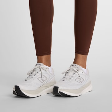 Skinny Pantalon de sport 'Harmony' new balance en marron